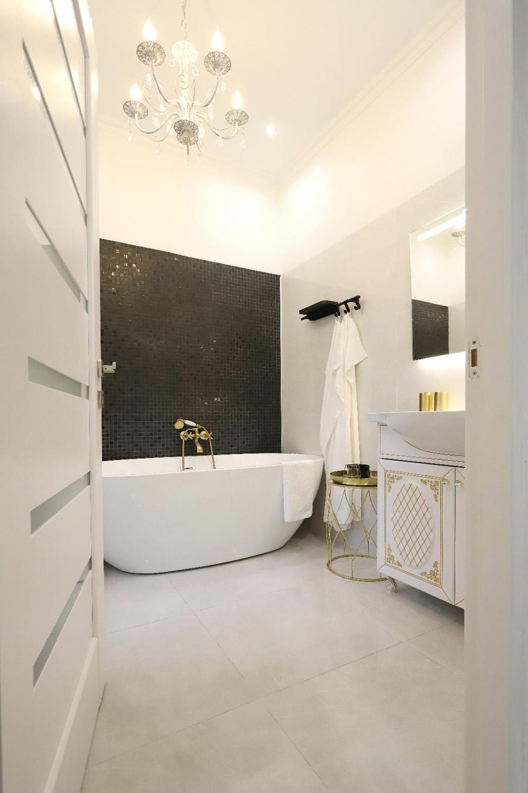 Central Luxury Apartments Oradea Εξωτερικό φωτογραφία