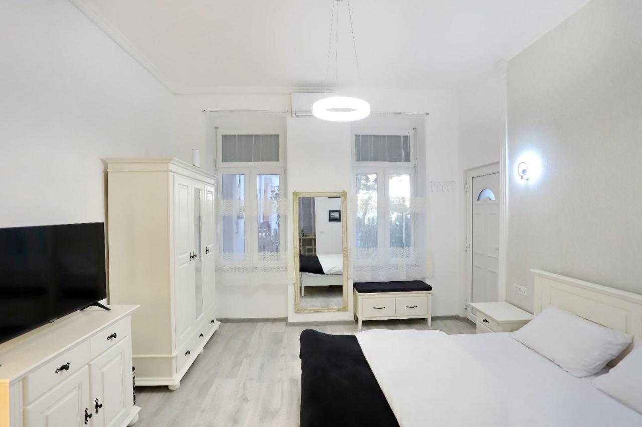 Central Luxury Apartments Oradea Εξωτερικό φωτογραφία